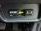 ETC付。高速道路の料金所はキャッシュレスで通過です。サービスエリア等にあるスマートインターの出入りも利用可能でとっても便利。ご納車後すぐにお使い頂けるようセットアップしてのお渡しとなります。