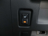 運転席シートヒーター付いているので寒い日でもあったか快適!