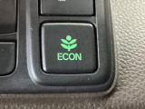 ★ECONスイッチ★ エコドライブを加速しよう!スイッチをONにすると、運転の仕方によるロスを抑え込み燃費をよくするようクルマが頑張ります(*^ー^*)燃費向上にチャレンジ♪