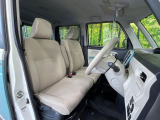 運転席シート廻りは使用感も少なく、良好な状態となっています。丁寧に使われていたことがよくわかりますね。