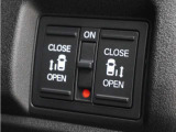 ◆両側電動スライドドア◆狭い駐車場でも乗り降りが楽々♪お子様が隣の車にドアを当ててしまう心配もございません!小さなお子様連れの方もこれで安心。
