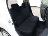 ゆとりある広々とした車内空間は、ドライブを始め買い物やレジャーなど、幅広く活躍します。一人でもみんなとでもお出かけを楽しみましょう!