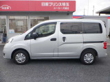内外装およびエンジンル-ムなど専用クリ-ニング致します。車両クリ-ニングのプロが施工致しますので!高品質な1台に蘇りますよ♪(全在庫無料施工)