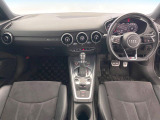 TTクーペ 2.0 TFSI クワトロ Sラインパッケージ 4WD 