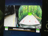【サイド&バックカメラ】停車・駐車時に死角になりがちな運転席から見えづらいサイドとリアの障害物を確認できます!雨天時や夜間などは特に活躍してくれるアイテムです。
