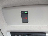 日産コネクトS0S装備されてます。(SOSコール使用するには申し込みが必要です。)
