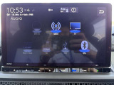 純正カーナビで11.4インチのナビがついております!最近少なくなってきたCD/DVDの再生も可能です!