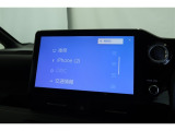 【ディスプレイオーディオ(コネクティッドナビ対応)Plus】T-Connect契約でより便利にご利用いただけるセンター通信型ナビゲーションです。便利な機能が色々ございます。スタッフにご確認ください。