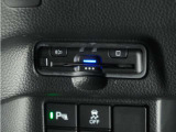 ◆ETC◆有料道路を利用する際にスムースに通過でき、わずらわしい料金支払いから開放されます!今や無いと不便に感じるほど必需品の装備ですね♪