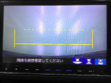 バックカメラの画像です。ガイドラインがスムースな車庫入れをサポートいたします。車庫入れの安心感がアップしますね。