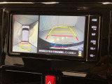 車庫入れや後方操作をサポート!苦手な駐車も安心のバックモニター付きです♪ガイド線も表示されますので、どこまで下がれば良いか目安にもなります☆