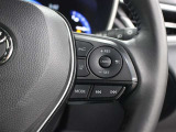 レーダークルーズコントロール作動時に車線維持に必要な運転操作の支援を行う「レーントレーシングアシスト(LTA)」を搭載しています。