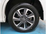 【タイヤ】タイヤの残量は8mmです。ご納車前に点検・空気圧調整もさせて頂きますので、ご安心下さい。