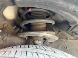 お車を安心してお乗りいただく為には、足回りの定期点検が欠かせません。サービスサポート(有償保証)では無料点検もご提供しており、安心のカーライフをお過ごしいただけるサポート体制が整っています。