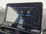 純正ナビゲーションがあなたをしっかり目的地までサポートします。スマホのナビとは自車位置精度が違います。純正ナビなら保証も対象で安心です。