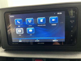 スマホのBluetoothと接続すれば、自分の好きな音楽を聴きながら運転ができます♪ 何処に行くときも、自分の好きな音楽で運転を楽しみましょう!