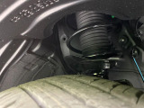 お車を安心してお乗りいただく為には、足回りの定期点検が欠かせません。サービスサポート(有償保証)では無料点検もご提供しており、安心のカーライフをお過ごしいただけるサポート体制が整っています。