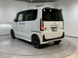 ご納車までの期間ですが、県内のお客様は1、2週間、県外のお客様は2、3週間ほどでご納車が可能となります。但し、書類の状況によっては多少の前後もありますので、その際には何卒ご了承下さい。