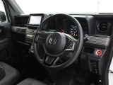 運転席廻りです。