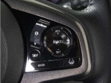 ◆渋滞追従機能付アダプティブクルーズコントロール◆カメラが先行車との車間距離を測定。高速道路の渋滞時に適切な加減速を行い運転者がアクセルやブレーキを操作せずに走行、停車出来るよう支援します。