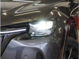 【LEDヘッドライト】省電力で長寿命の明るく運転しやすいLEDヘッドランプです。明るく照らすので暗い夜道からお客様を守ってくれます。お近くの広島マツダまでお越しください。