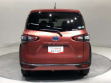 ネッツトヨタ中部の展示車をご覧いただき、ありがとうございます。ネッツトヨタ中部は、ごらんいただいている店舗の他に4店舗ございます。他の店舗にもたくさんの車がありますので、是非ご覧ください。