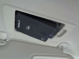 見栄えよくすっきりと収まるETC車載器です。高速道路の料金所をスムーズに通過でき、快適なドライブをサポートします。(※支払総額にセットアップ費用は含まれておりません。)