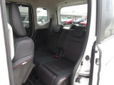 【こちらの車両は店頭での現車確認、弊社にご入庫頂ける方限定の販売とさせて頂きます。遠方のお客様には大変申し訳ございませんがご了承をお願い致します。】