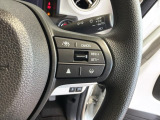 クルーズコントロールを装備しています。高速道路などで一定の速度で走ってくれるので運転が楽ですよ!速度を設定できますので、スピードの出しすぎにも注意できます。