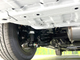 お車を安心してお乗りいただく為には、足回りの定期点検が欠かせません。サービスサポート(有償保証)では無料点検もご提供しており、安心のカーライフをお過ごしいただけるサポート体制が整っています。