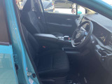 運転席。高さもちょうど良く乗り降りもしやすいです。