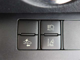 サポカーは、高齢運転者を含めたすべてのドライバーによる交通事故の発生防止・被害軽減対策の一環として、国が推奨する新しい自動車安全コンセプトです。詳しくは販売店スタッフまでおたずねください。