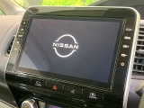 【大画面ナビ】人気の大型10インチナビを装備。存在感のある大画面はインパクト大!ナビ利用時のマップ表示は見やすく、テレビやDVDは臨場感がアップ!いつものドライブがグッと楽しくなります♪