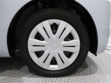 タイヤサイズは155/65R14です。