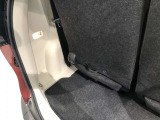 トランクル-ムは照明付きです。地下駐車場や、夜間のお荷物整理に大変便利です。
