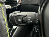 アクティブクルーズコントロール(ストップ&ゴー機能付) 前走車がいる場合はレーダーと車載カメラがその速度と距離を検知し自動制御によって適切な車間距離を保ちます。