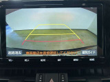 バックモニター付き。 車両後方の映像が画面に表示されるので、車庫入れが苦手な人も安心です。ただし、目視確認もお忘れなくお願いいたします。