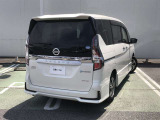 セレナ 1.2 e-POWER ハイウェイスターV 
