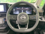 【純正革巻きステアリング】上質な革を使用することで、手にしっかり馴染みとても運転しやすいハンドルです♪