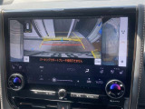 バックカメラも搭載しており、狭い駐車スペースでも安心です。
