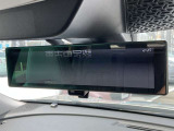 【インテリジェントルームミラー】 車両後方のカメラ映像がミラーに映るので、乗員や荷物が多くても安心♪夜間や悪天候の日でもクリアな映像で視界良好です◎