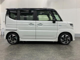 後席両側電動スライドドア☆開け閉めの際に隣の車や壁にぶつける心配もありません。