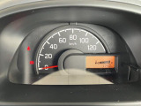 走行1,740kmです。走行は少なめです。