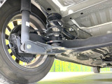 お車を安心してお乗りいただく為には、足回りの定期点検が欠かせません。サービスサポート(有償保証)では無料点検もご提供しており、安心のカーライフをお過ごしいただけるサポート体制が整っています。