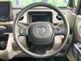 【ステアリングスイッチ】運転中、前方から目線をそらすことなく、オーディオ等の操作が可能な便利機能!安心&快適なドライブを演出してくれます♪