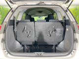 普段のお買い物や通勤、送迎等に十分な荷室スペースを確保しております。セカンドシートを倒すと、大きな荷物の積載も可能です♪