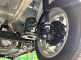 お車を安心してお乗りいただく為には、足回りの定期点検が欠かせません。サービスサポート(有償保証)では無料点検もご提供しており、安心のカーライフをお過ごしいただけるサポート体制が整っています。
