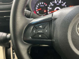【ステアリングスイッチ】運転中に前方から目線をそらすことなくオーディオ等の操作が可能な便利機能!安心&快適なドライブを演出してくれます。