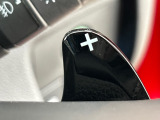 ★パドルシフト★ ハンドルにある『+』と『-』のレバーを指先で操ることで、マニュアル車感覚のシフトチェンジが楽しめるパドルシフトです☆