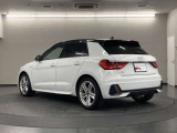 ドイツ本国Audiと常時連動した、最新の各種データとメンテナンス設備が充実したサービス工場が複合された最新の店舗です。